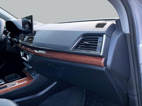 Certified 2023 Audi Q5 2.0T Premium w/ Convenience Package AWD/4WD image 18