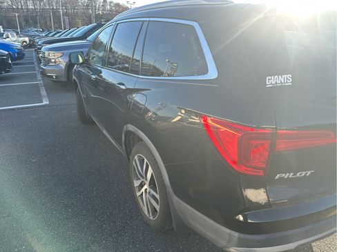 Used 2016 Honda Pilot Touring image 6