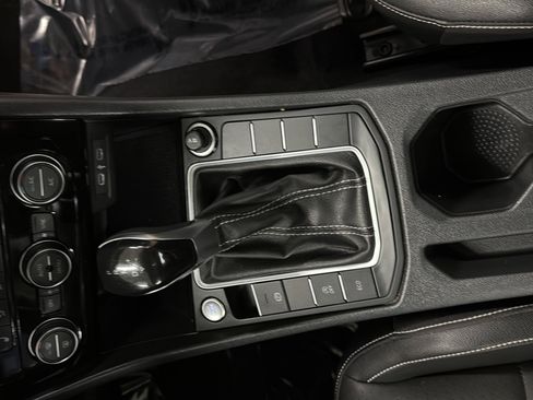 Used 2024 Volkswagen Jetta SE FWD image 17