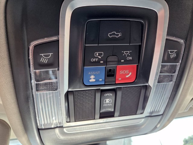 Certified 2024 RAM 2500 Laramie AWD/4WD image 38