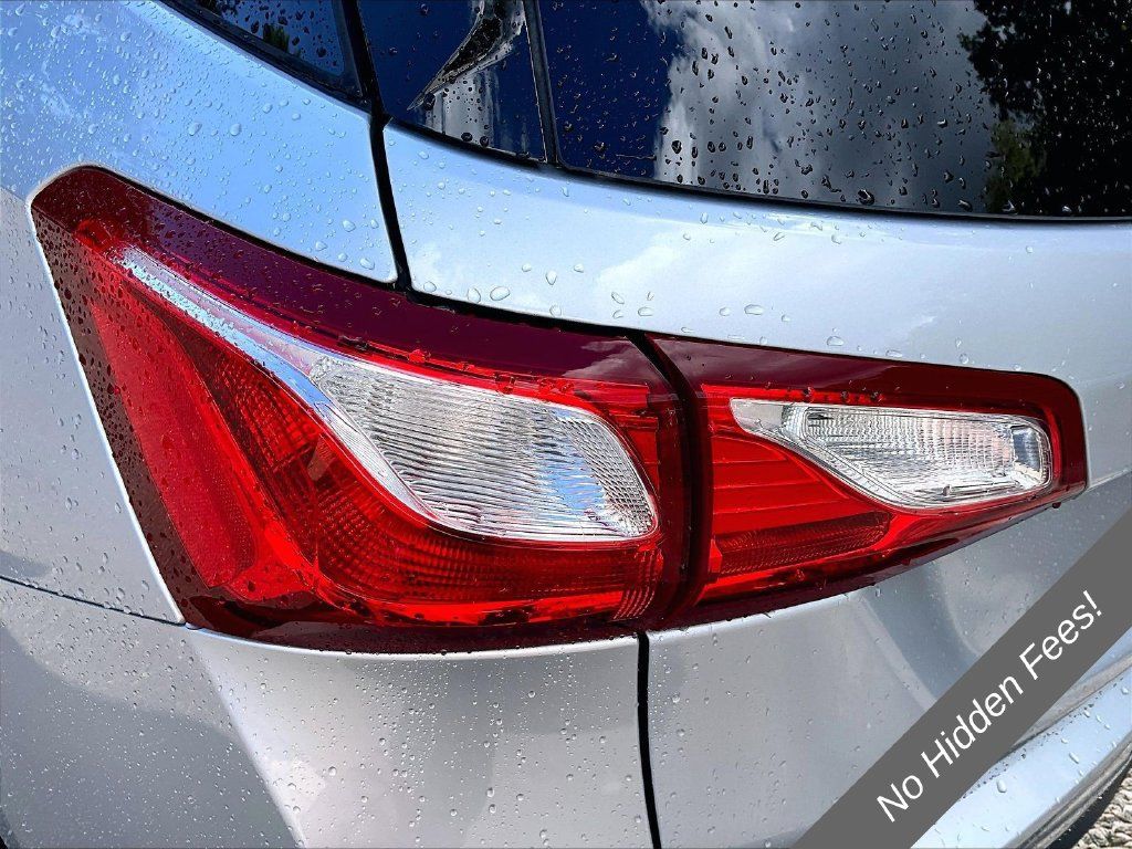 Used 2018 Chevrolet Equinox LS AWD/4WD image 26