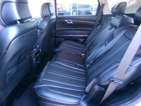 Used 2024 Genesis GV80 2.5T image 15