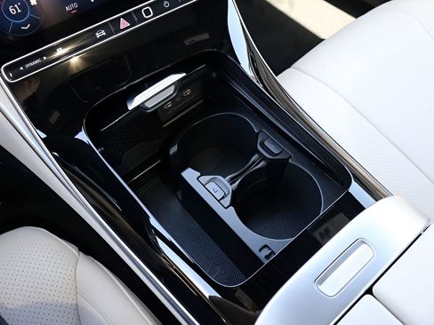 New 2026 Mercedes-Benz CLE 450 4MATIC Coupe image 27
