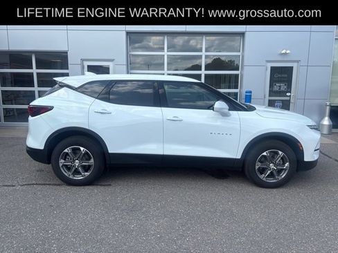 Used 2025 Chevrolet Blazer LT AWD/4WD image 8