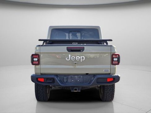 Used 2020 Jeep Gladiator Overland AWD/4WD image 19