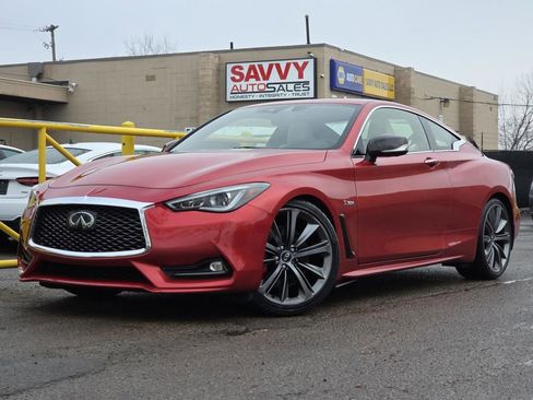 Used 2018 INFINITI Q60 Red Sport 400 w/ Pro Active Package image 2
