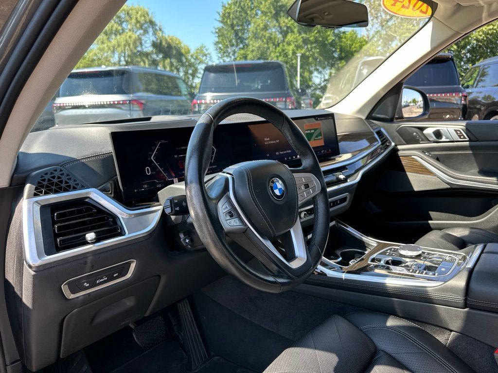 Used 2024 BMW X7 xDrive40i AWD/4WD image 58