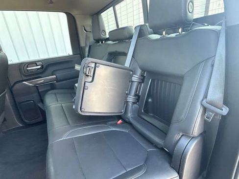 Used 2022 Chevrolet Silverado 2500 LTZ w/ LTZ Convenience Package AWD/4WD image 17