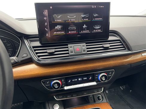 Used 2023 Audi Q5 2.0T Premium w/ Convenience Package image 62