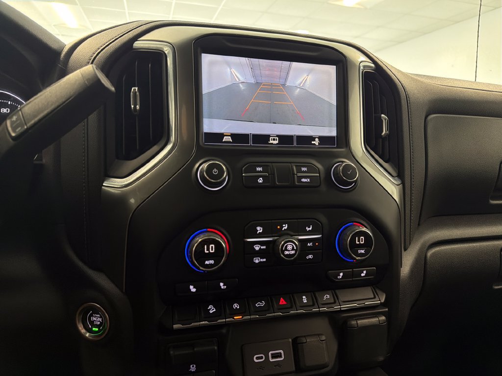 Used 2021 Chevrolet Silverado 1500 RST AWD/4WD image 16