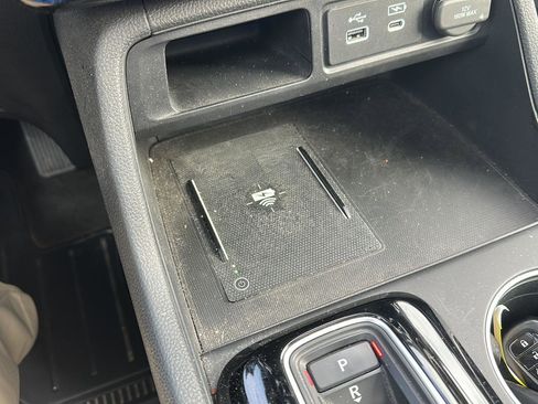 Used 2023 Honda Pilot Elite image 22