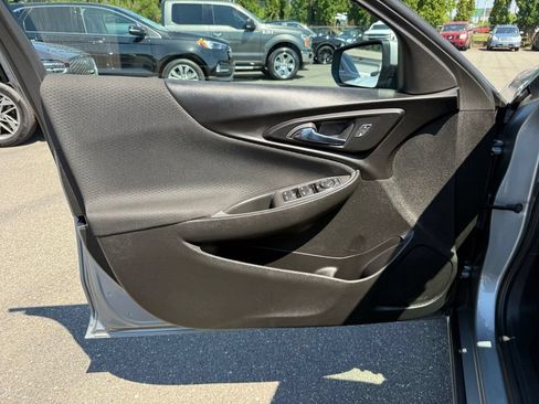Used 2023 Chevrolet Malibu LT FWD image 20