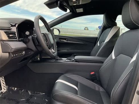 Certified 2025 Toyota Camry SE image 13