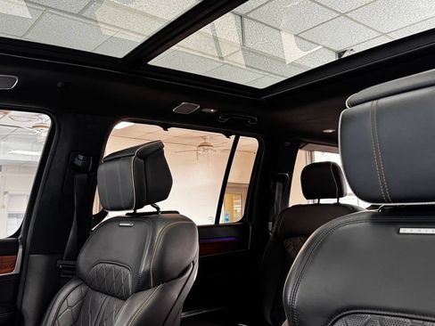 Certified 2022 Jeep Grand Wagoneer Series III AWD/4WD image 26