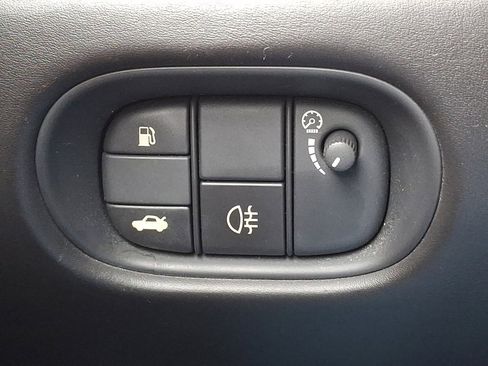 Used 2010 Jaguar XK Coupe image 28