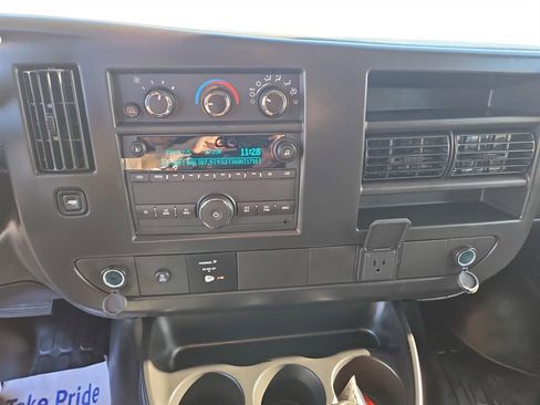 New 2026 GMC Savana 3500 w/ Driver Convenience Package RWD image 17