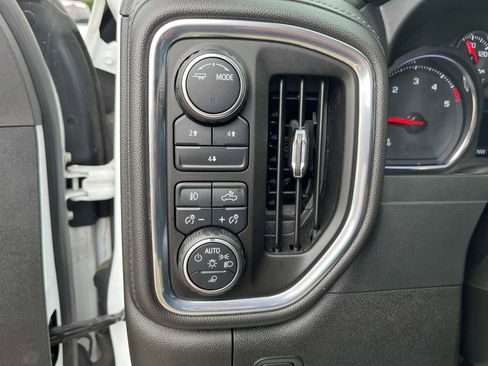 Used 2020 Chevrolet Silverado 2500 LT w/ All Star Edition AWD/4WD image 22