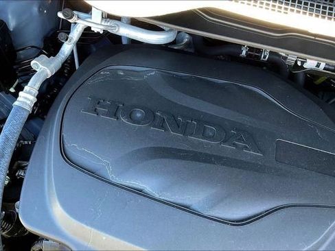 Used 2024 Honda Odyssey Sport image 32