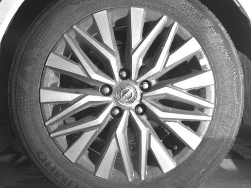 Used 2025 Nissan Altima 2.5 SV image 14