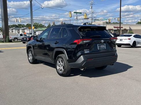 Used 2024 Toyota RAV4 XLE FWD image 7