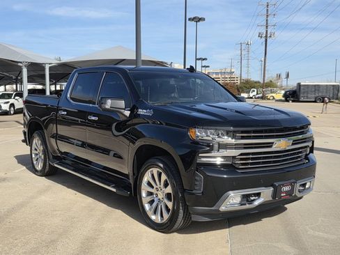 Used 2019 Chevrolet Silverado 1500 High Country image 3