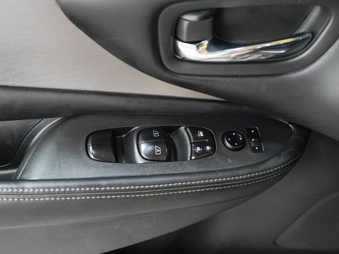 Used 2019 Nissan Murano SV w/ Premium Package AWD/4WD image 19