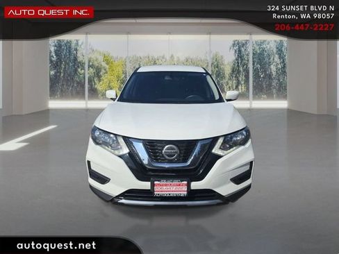 Used 2018 Nissan Rogue S FWD image 2