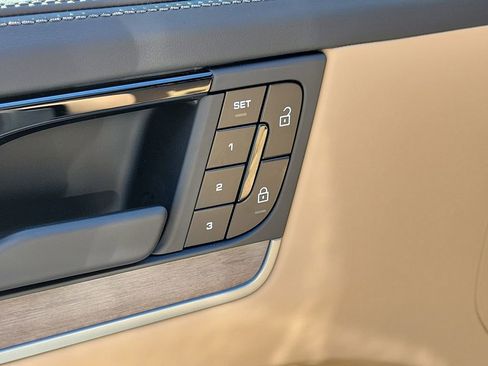 New 2026 Porsche Cayenne AWD/4WD image 25