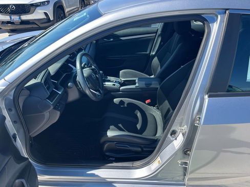 Used 2020 Honda Civic Sport image 11