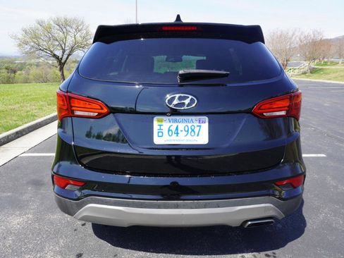Used 2017 Hyundai Santa Fe Sport image 13