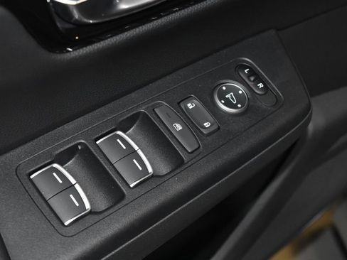 Used 2026 Honda CR-V EX-L image 6