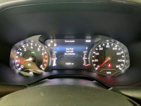 Used 2023 Jeep Compass Trailhawk w/ Trailhawk Convenience Group AWD/4WD image 20