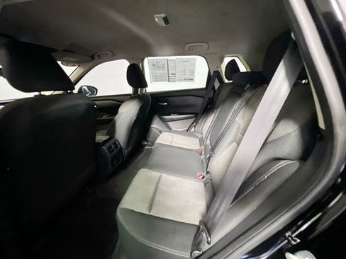 Used 2024 Nissan Rogue SV FWD image 29