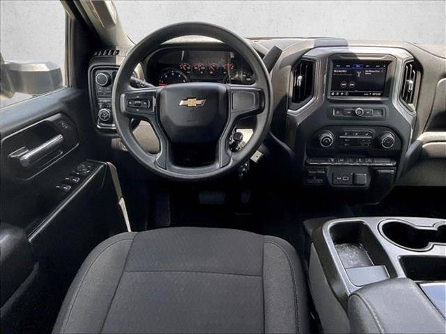 Used 2023 Chevrolet Silverado 2500 Custom w/ Custom Value Package AWD/4WD image 5