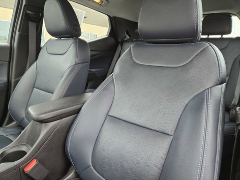 Used 2022 Chevrolet Bolt EUV Premier w/ Sun & Sound Package image 14