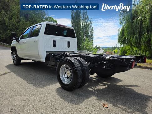 Used 2025 Chevrolet Silverado 3500 LT w/ Convenience Package AWD/4WD image 7