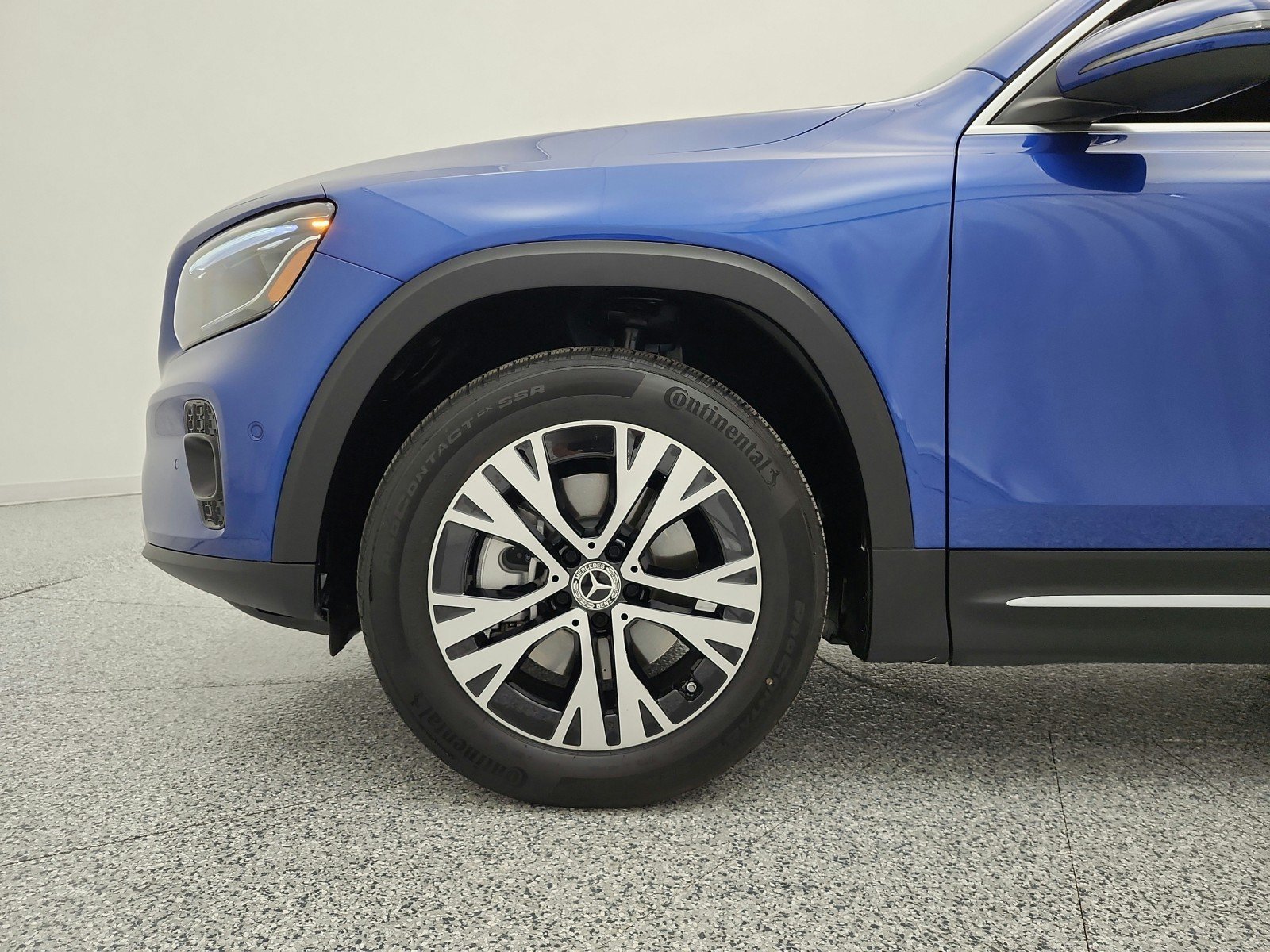Used 2024 Mercedes-Benz GLB 250 4MATIC image 18