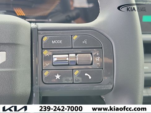 New 2027 Kia Seltos S FWD image 23