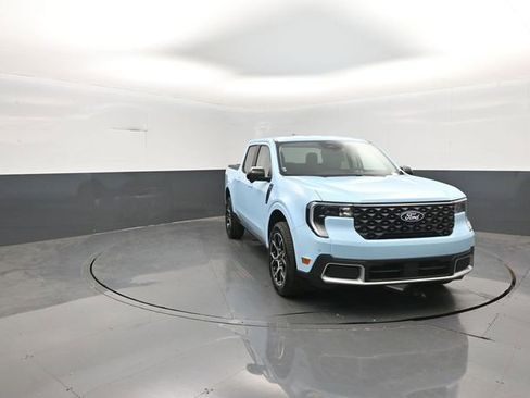 New 2026 Ford Maverick Lariat AWD/4WD image 2