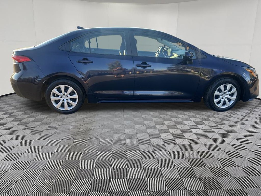 Used 2024 Toyota Corolla LE FWD image 10