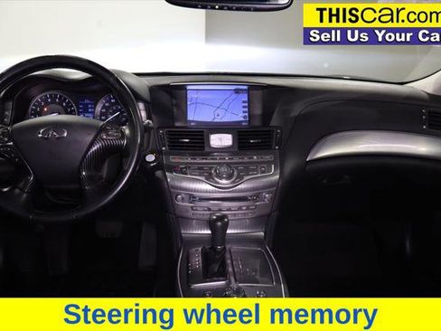 Used 2018 INFINITI Q70 L 3.7 image 18