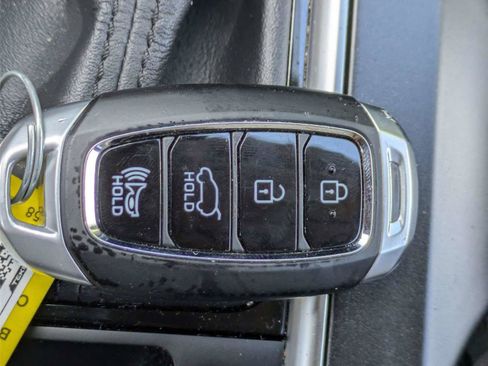 Used 2019 Hyundai Santa Fe FWD image 34