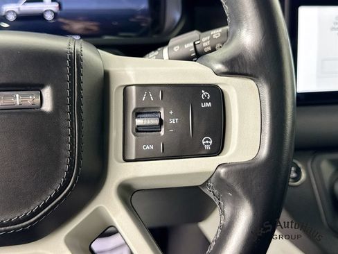 Used 2023 Land Rover Defender 110 X-Dynamic SE AWD/4WD image 14