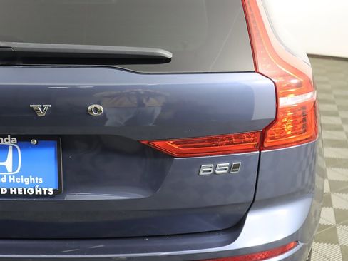 Used 2023 Volvo XC60 B5 Plus w/ Climate Package image 18