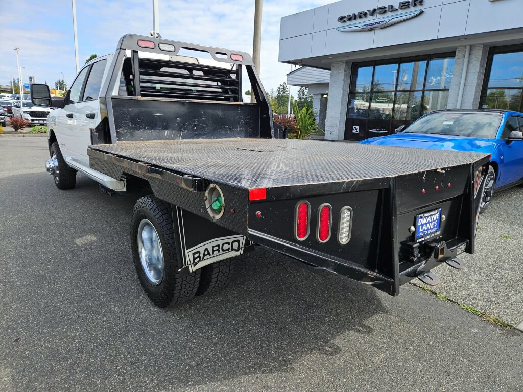 Used 2024 RAM 3500 SLT w/ Quick Order Package 2YG SLT AWD/4WD image 3