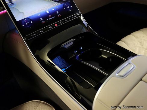 Used 2024 Mercedes-Benz S 580 4MATIC Sedan image 24