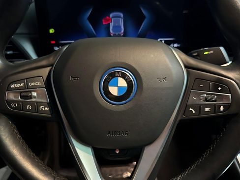 Certified 2023 BMW i4 eDrive40 w/ Premium Package RWD image 17