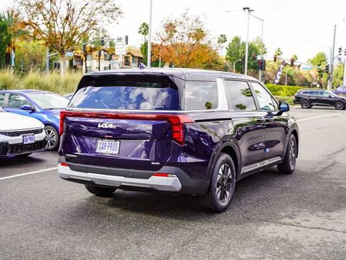 New 2026 Kia Carnival LXS image 15