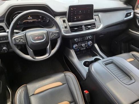 Used 2022 GMC Yukon XL AT4 AWD/4WD image 19