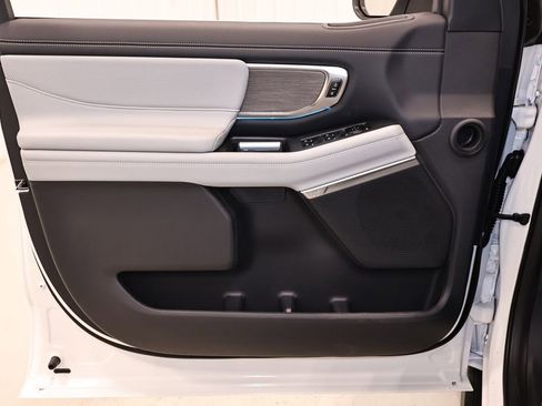 New 2026 Ford Expedition Max Platinum AWD/4WD image 10